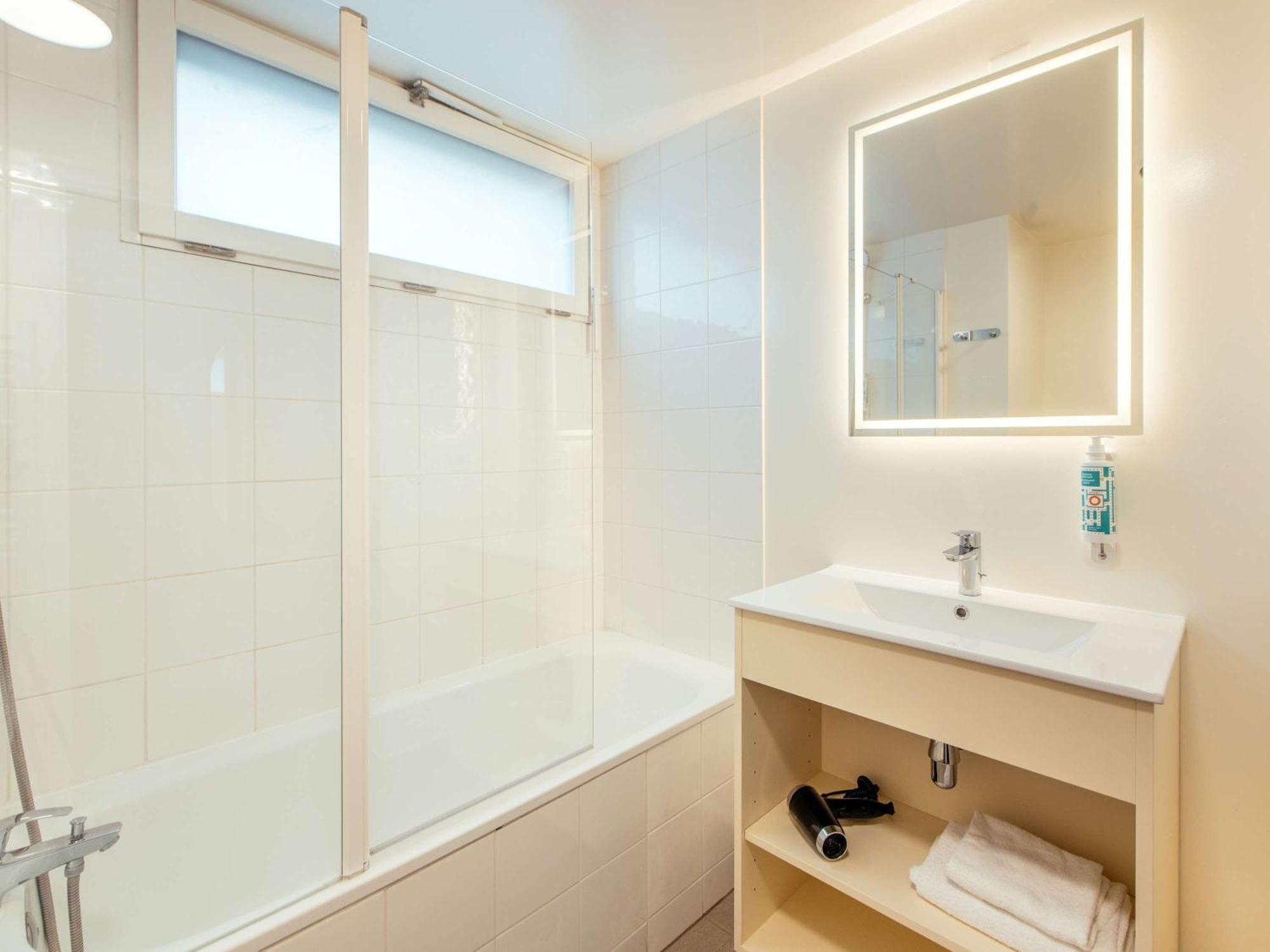 Aparthotel Adagio Access Paris Asnieres Eksteriør billede